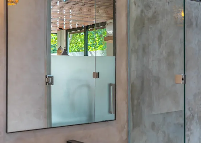 Casa Luca, Chic 1br Tropical Hideaway In Pererenan Villa Canggu (Bali)